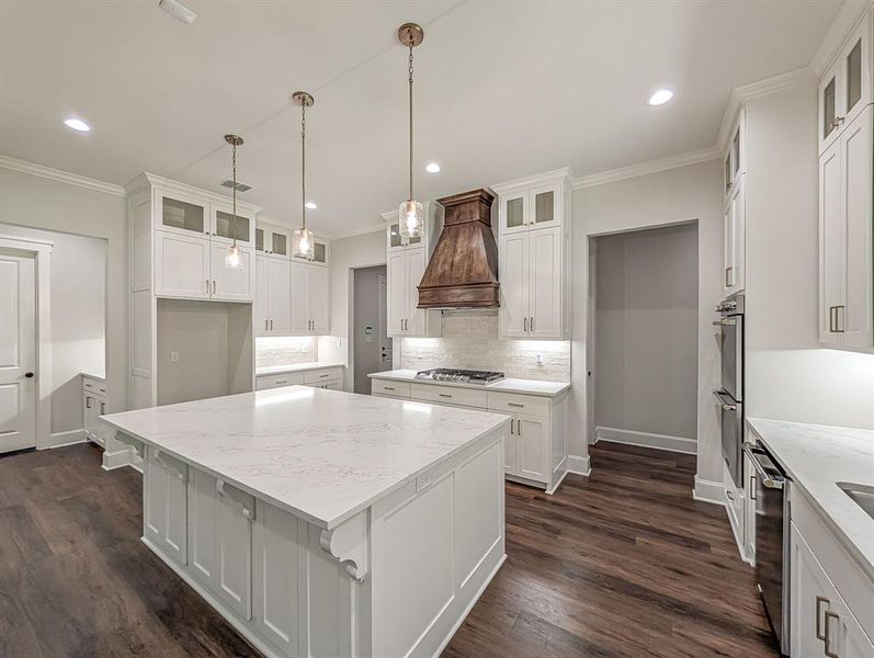 Furnished interior view inside a new home in , Tyler (Image 11).