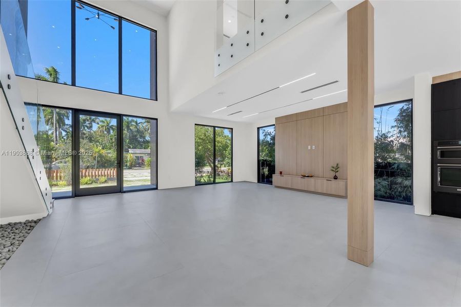 Image 35 of a home in .