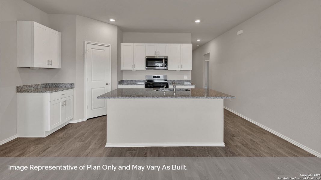 Furnished interior view inside a new home in Bollinger, Maxwell (Image 7).