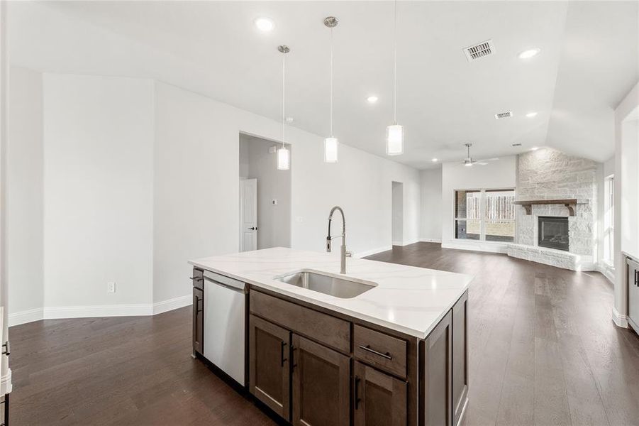 Furnished interior view inside a new home in Sable Creek, Sanger (Image 12).