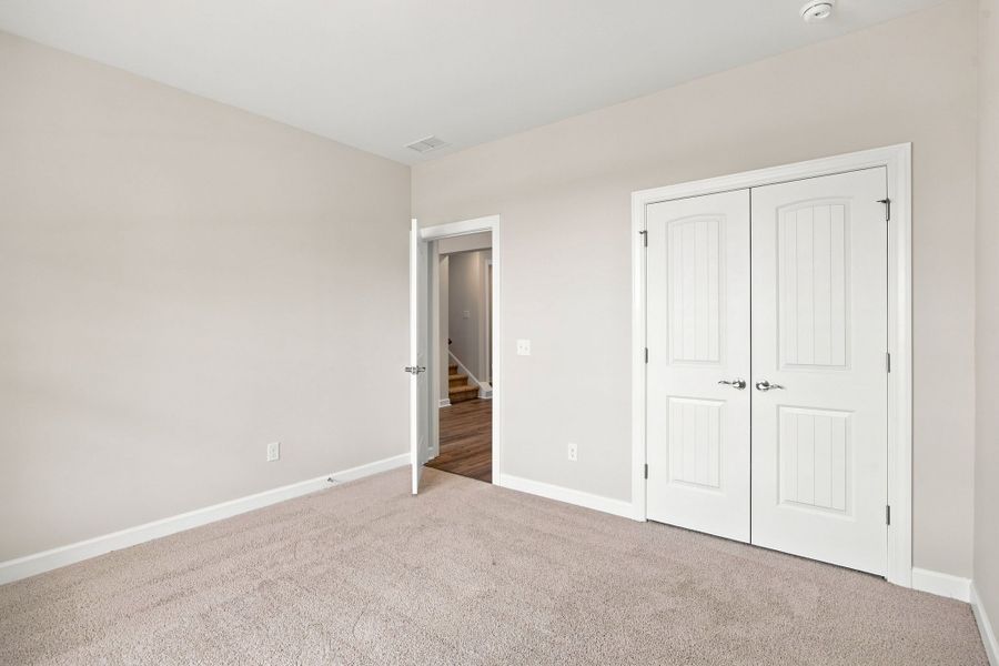 Spacious, unfurnished interior of a new home in Terrapin, Leland (Image 33).