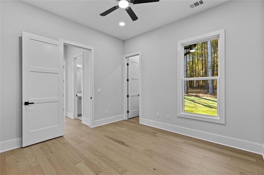 Spacious, unfurnished interior of a new home in , Monroe (Image 40).