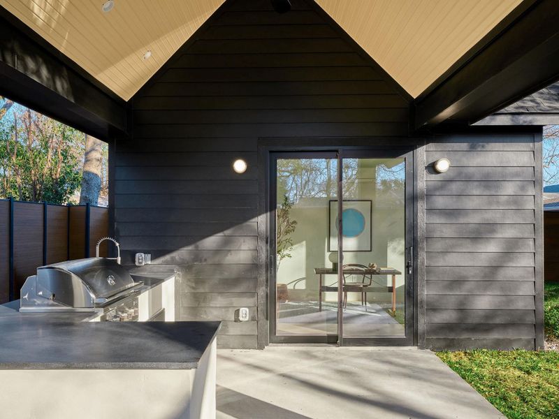 View of patio / terrace with exterior kitchen