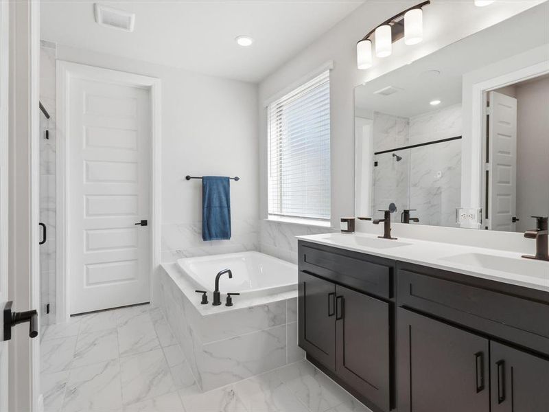 Furnished interior view inside a new home in South Pointe Village Series, Mansfield (Image 23). Furnished interior view inside a new home in South Pointe Village Series, Mansfield (Image 23).