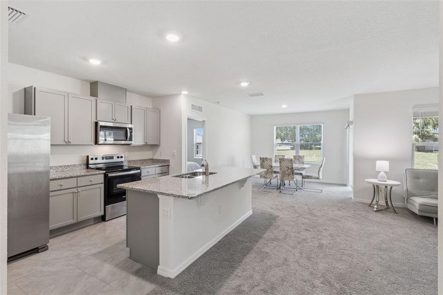Furnished interior view inside a new home in Deer Run, Davenport (Image 8).