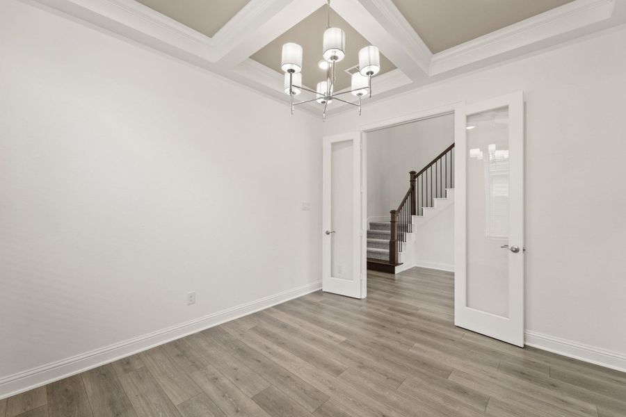 Spacious, unfurnished interior of a new home in The Highlands - 65', Porter (Image 23).