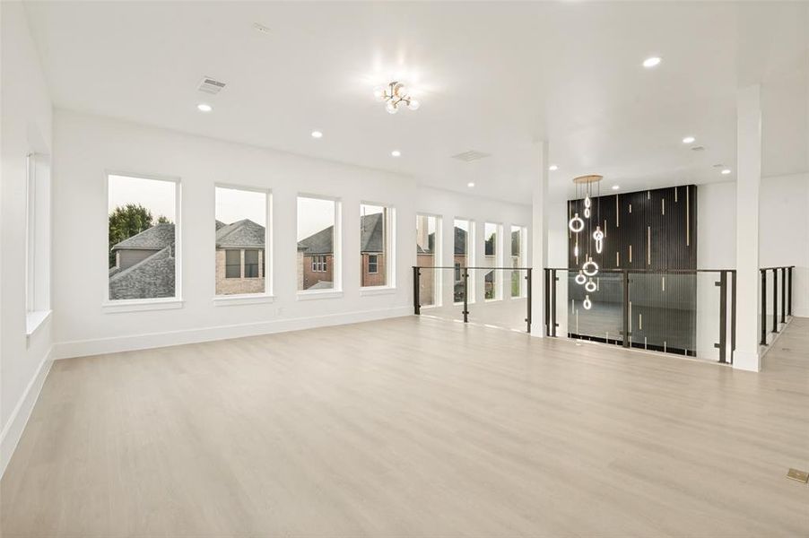 Spacious, unfurnished interior of a new home in , Frisco (Image 24).