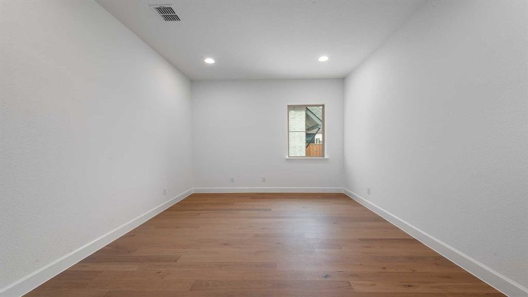 Spacious, unfurnished interior of a new home in Lakewood Village, Lakewood Village (Image 15).