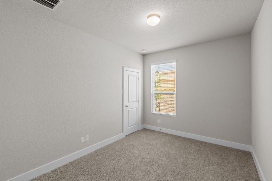 Spacious, unfurnished interior of a new home in Rose Hill, San Antonio (Image 22). Spacious, unfurnished interior of a new home in Rose Hill, San Antonio (Image 22).