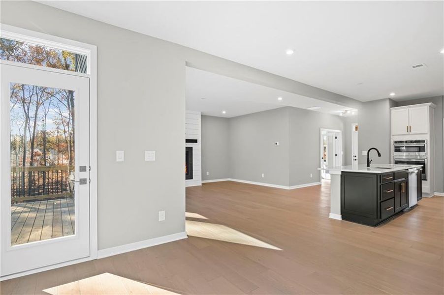 Spacious, unfurnished interior of a new home in Pickens Bluff, Hiram (Image 40).