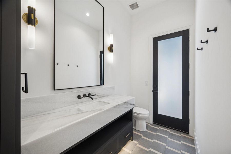 Furnished interior view inside a new home in , Houston (Image 17). Furnished interior view inside a new home in , Houston (Image 17).