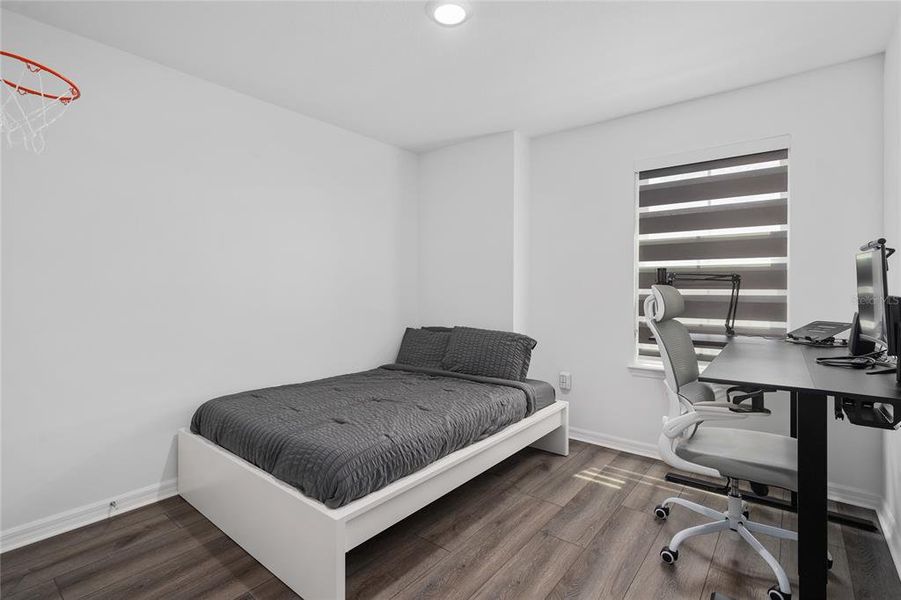 Furnished interior view inside a new home in Aulin Square, Oviedo (Image 13).