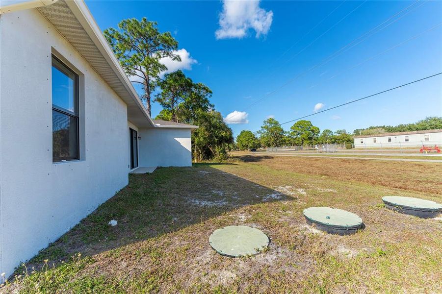 Exterior details and patio area of a home in , Palm Bay (Image 19).