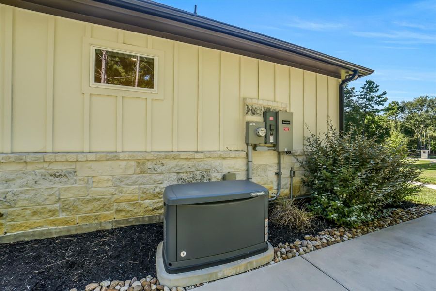 Honeywell Home Generator by Generac Honeywell Home Generator by Generac