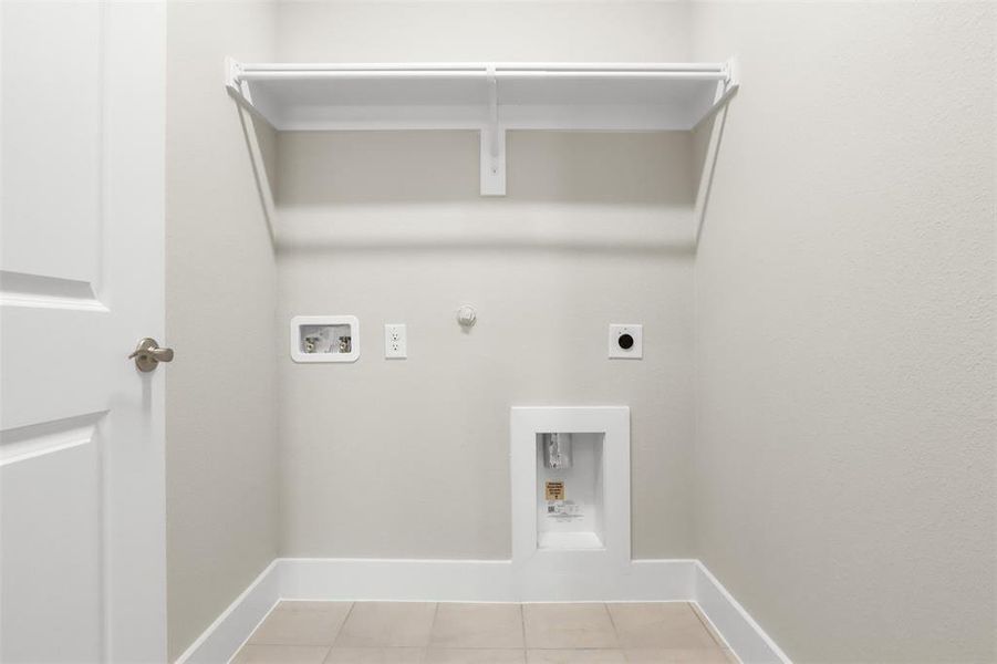 025-20242617SaintHelenaLane-GrandPrairie-TX-75045-Laundry.jpg-SMALL 025-20242617SaintHelenaLane-GrandPrairie-TX-75045-Laundry.jpg-SMALL