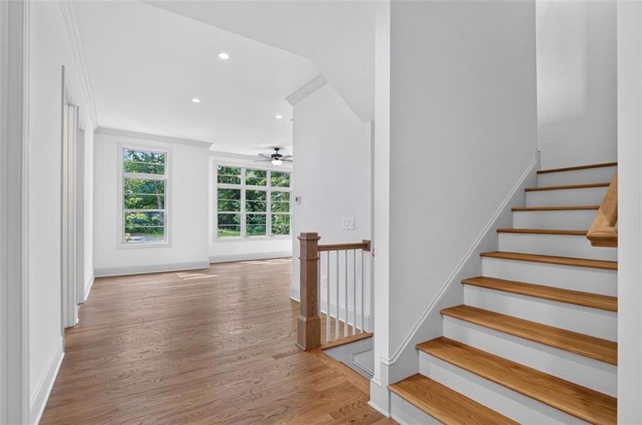 Spacious, unfurnished interior of a new home in , Alpharetta (Image 54). Spacious, unfurnished interior of a new home in , Alpharetta (Image 54).