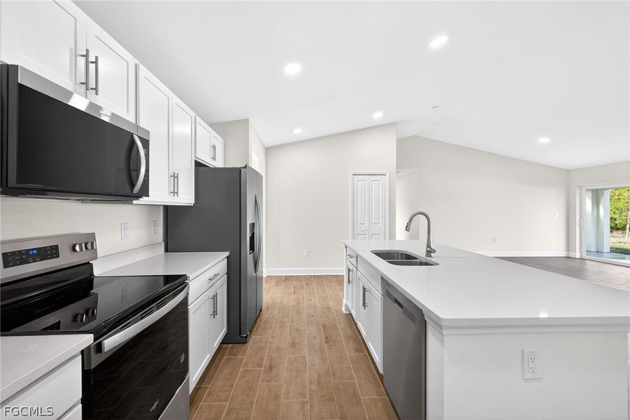 Furnished interior view inside a new home in Cape Coral, Cape Coral (Image 9).