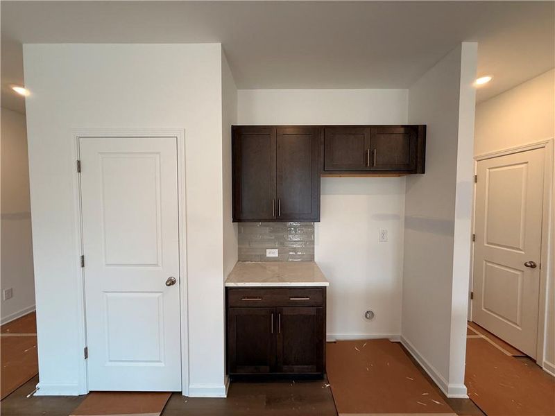 Image 47 of a home in Leydenview. Image 47 of a home in Leydenview.