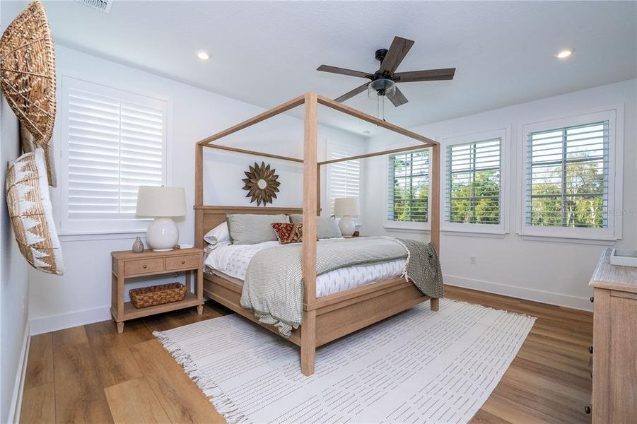 Furnished interior view inside a new home in Celebration - Island Village, Celebration (Image 26).