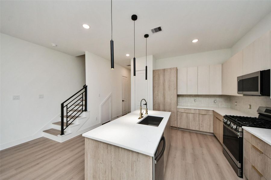 Image 18 of a home in . Image 18 of a home in .