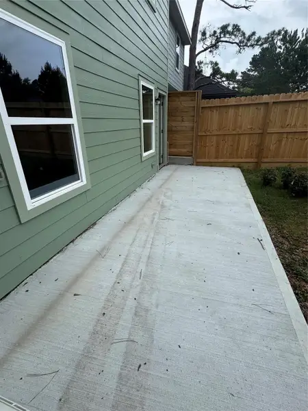 10'x30' concrete patio in back yard. Full Shade in the afternnoon.