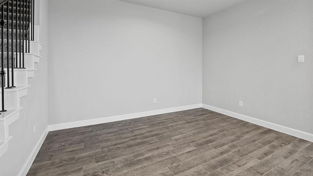 Spacious, unfurnished interior of a new home in Bluestem, Rhome (Image 31).