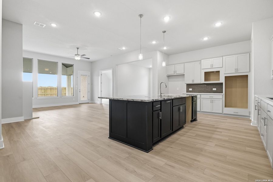 Furnished interior view inside a new home in Haby Hill 60s, San Antonio (Image 14).
