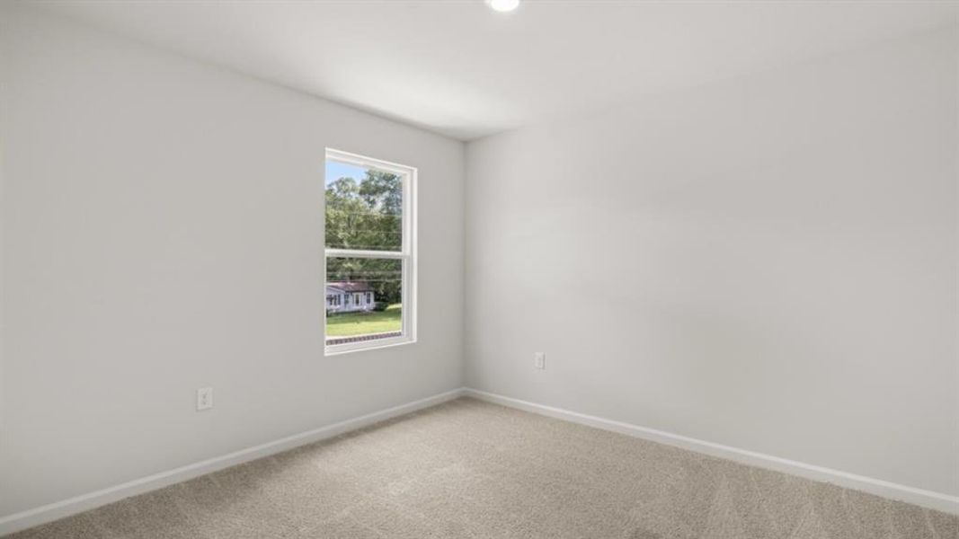 Spacious, unfurnished interior of a new home in Oconee Overlook, Gainesville (Image 39).