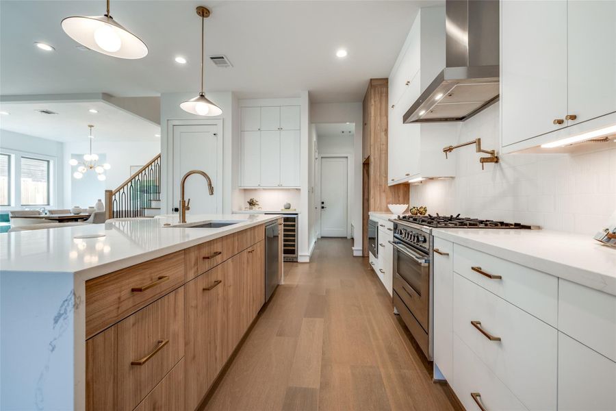 * Est Comp 6/30/26 ** PHOTO OF MODEL HOME * SELECTIONS MAY VARY * PHOTOS MAY SHOW A SIMILAR FLOOR PLAN AND/OR UPGRADED/ALTERNATIVE FINISHES * Please use these photos as a guide ONLY * * Est Comp 6/30/26 ** PHOTO OF MODEL HOME * SELECTIONS MAY VARY * PHOTOS MAY SHOW A SIMILAR FLOOR PLAN AND/OR UPGRADED/ALTERNATIVE FINISHES * Please use these photos as a guide ONLY *