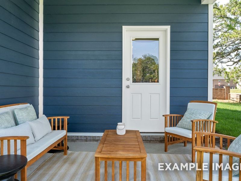 Exterior details and patio area of a home in Woods Crossing, Gallatin (Image 3).