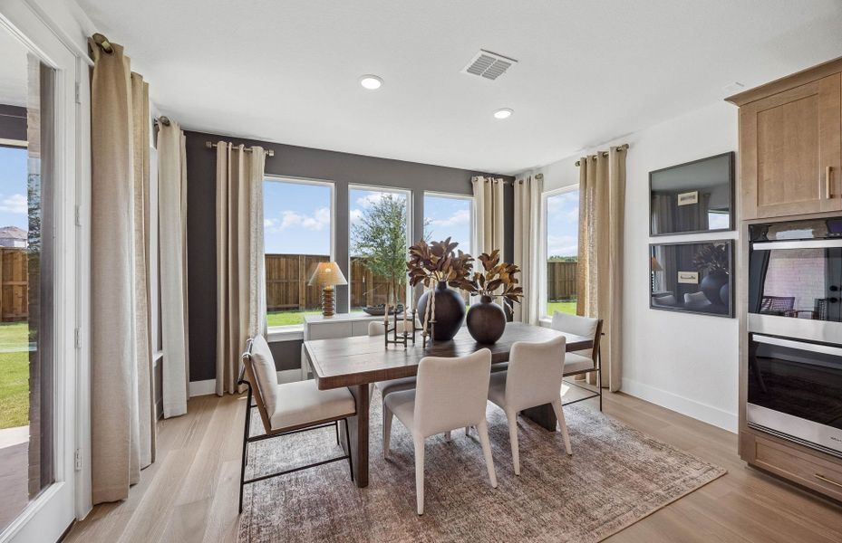 Representative furnished interior of a home built from the Gillett by Pulte Homes in Wilson Creek Meadows, Celina (Image 32).
