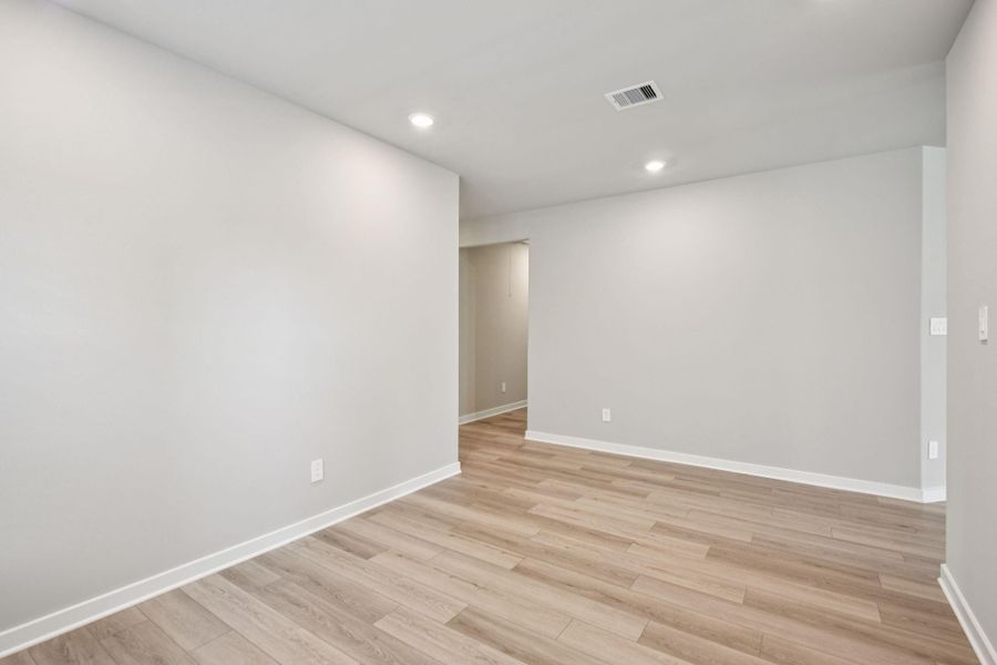 Photo is not of the actual home but is an inspirational photo of builder’s model home and may depict options, furnishings, and/or decorator features that are not included.