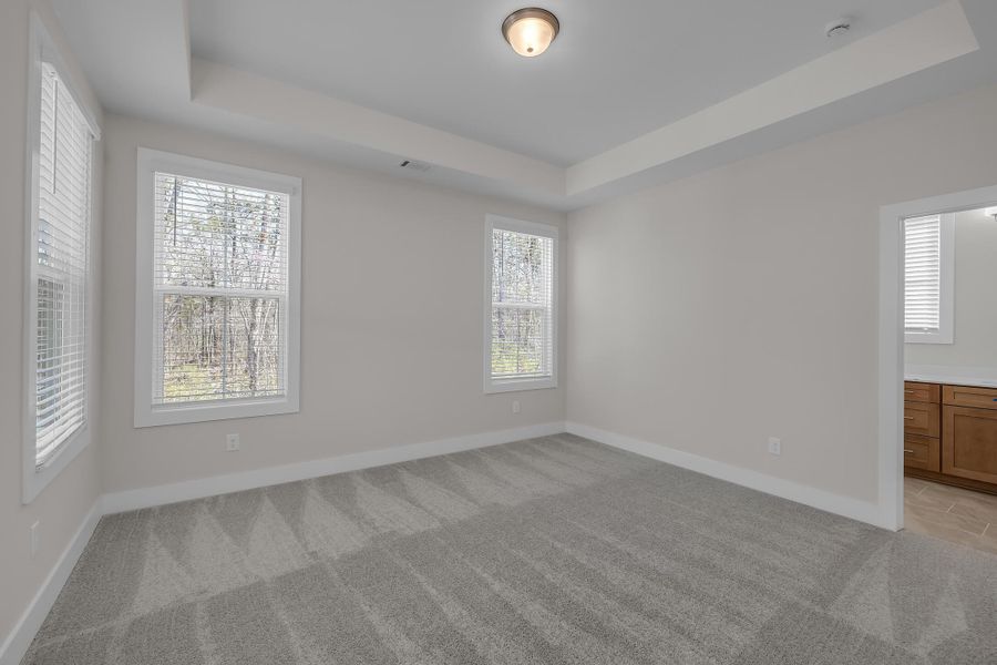 Spacious, unfurnished interior of a new home in Social Circle, Chattanooga (Image 12).