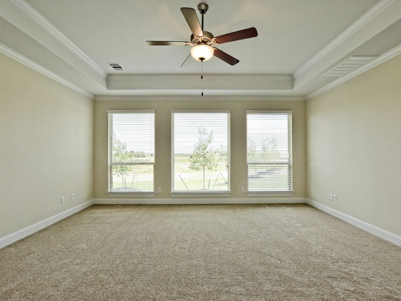 Representative unfurnished interior of a home built from the San Simeon I by Giddens Homes in Clearwater Ranch, Liberty Hill (Image 486).