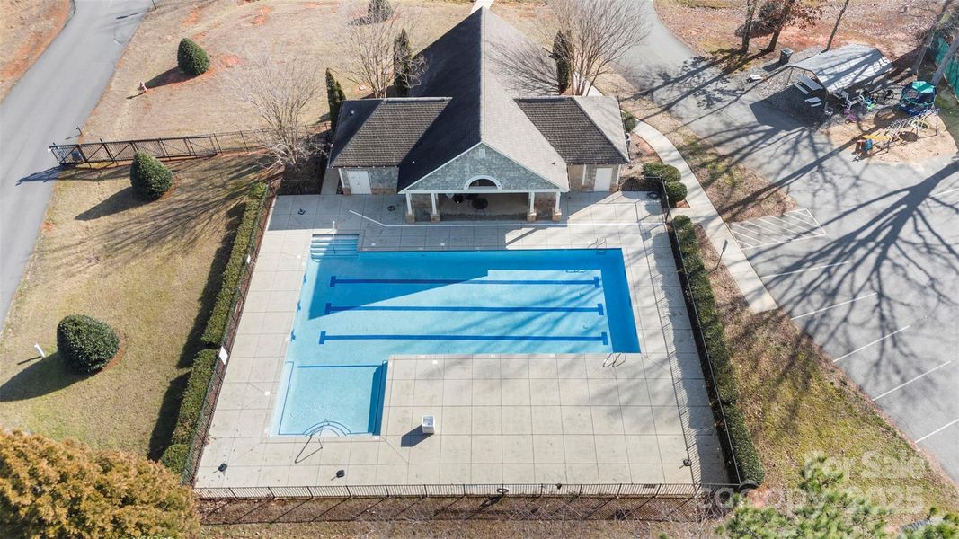 Image 13 of a home in .