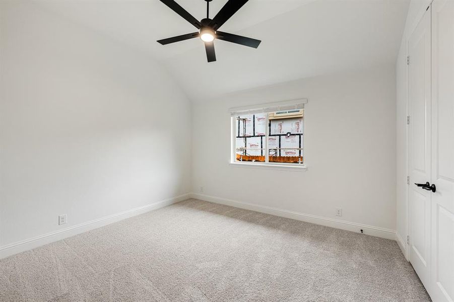 Spacious, unfurnished interior of a new home in Ridgepoint, Midlothian (Image 24).