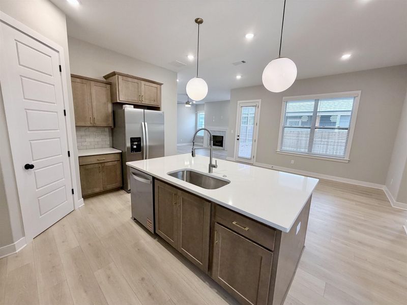 Furnished interior view inside a new home in Lockwood, Collierville (Image 8).