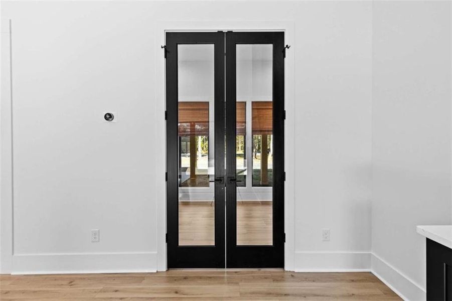 Spacious, unfurnished interior of a new home in , Monroe (Image 45).