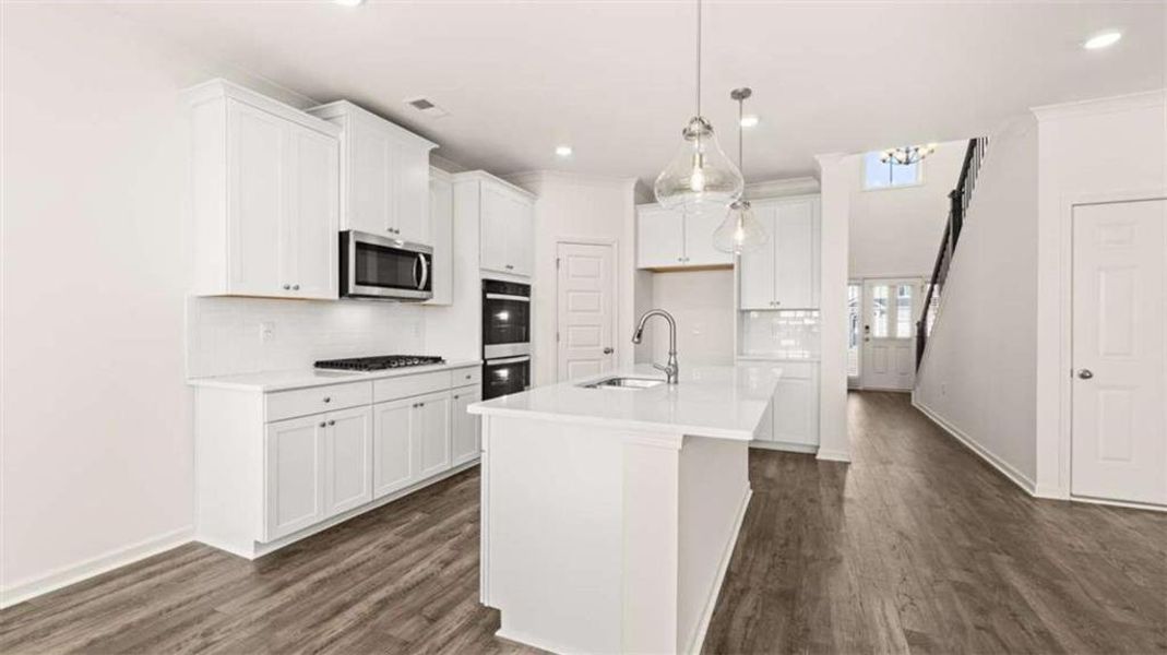 Furnished interior view inside a new home in Water Oak Estates, Lawrenceville (Image 7).