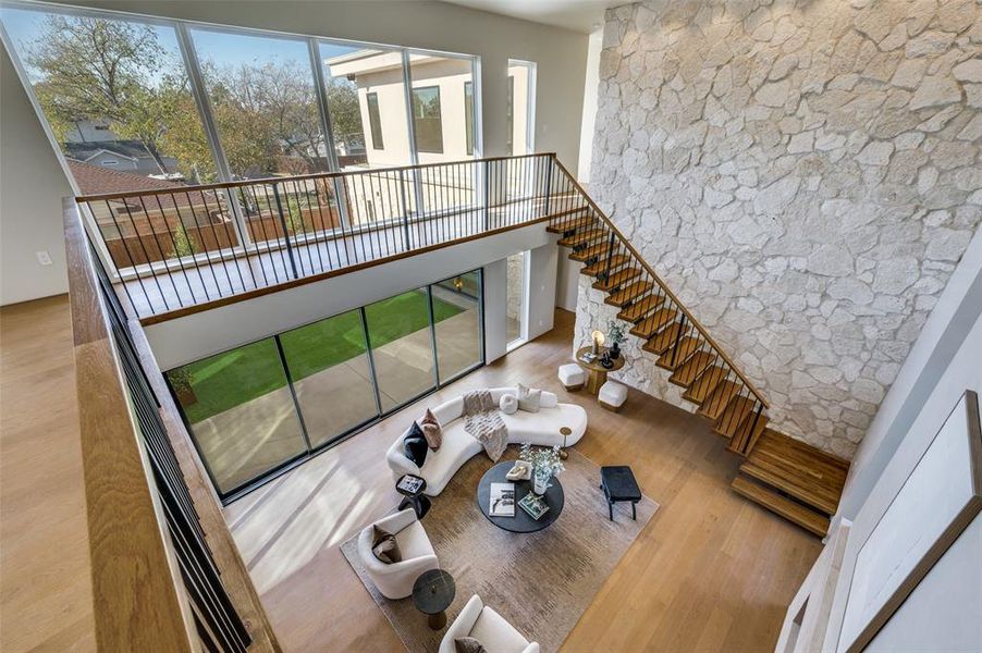 Image 33 of a home in .