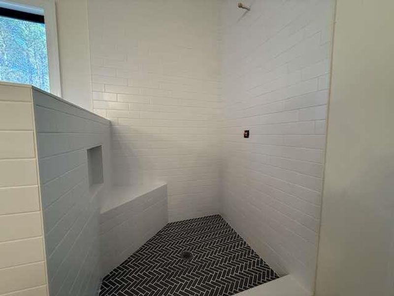 Close-up of interior finishes inside a home in , Rockmart (Image 3).