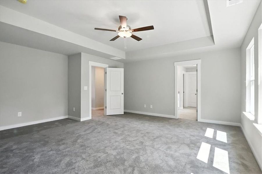 Spacious, unfurnished interior of a new home in Traditions of Braselton, Jefferson (Image 21).