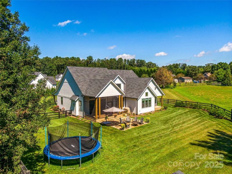 Image 44 of a home in .