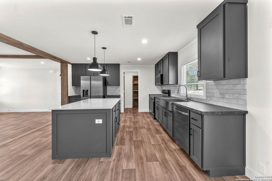 Furnished interior view inside a new home in , La Vernia (Image 31).