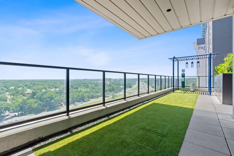 A convenient pet relief area on the 12th floor ensures that even four-legged residents have their needs met.