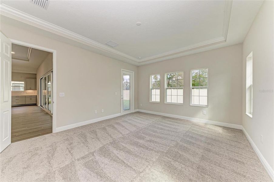 Spacious, unfurnished interior of a new home in Crosswind Point, Parrish (Image 19).