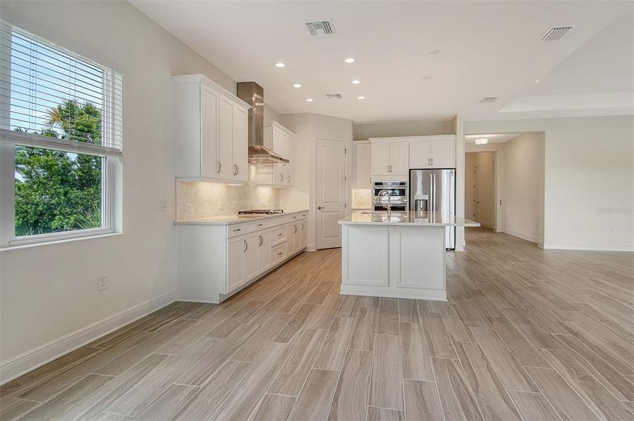 Furnished interior view inside a new home in , Venice (Image 9).