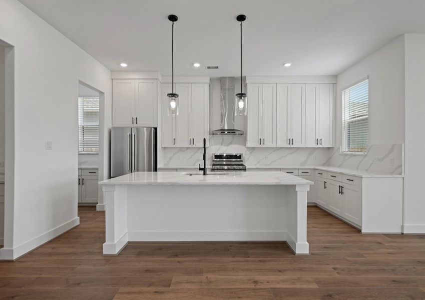 You will love the fully loaded kitchen.