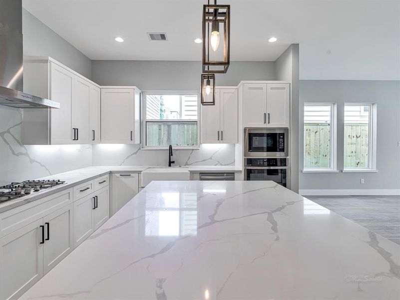 Image 15 of a home in .