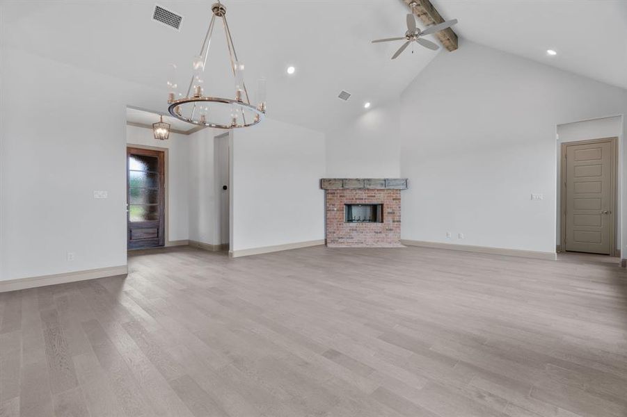 Image 10 of a home in .